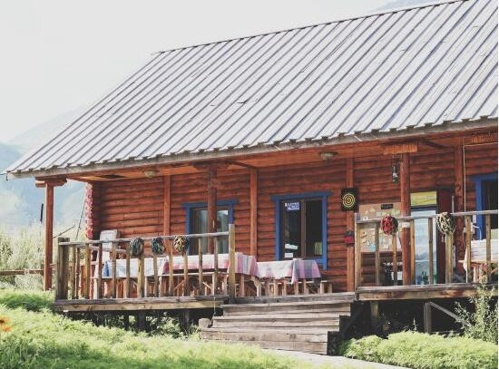 AHA International Youth Hostel 